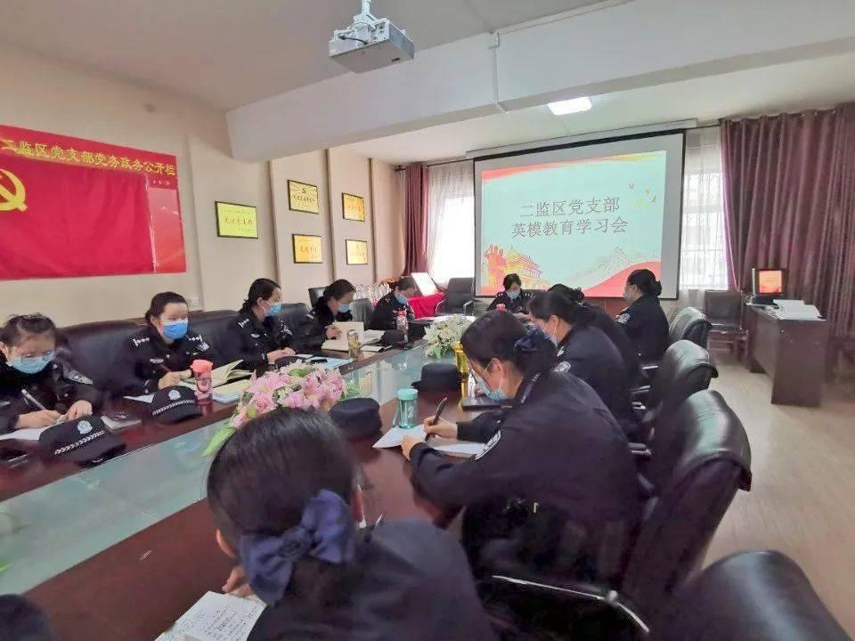 营救小乌龟
